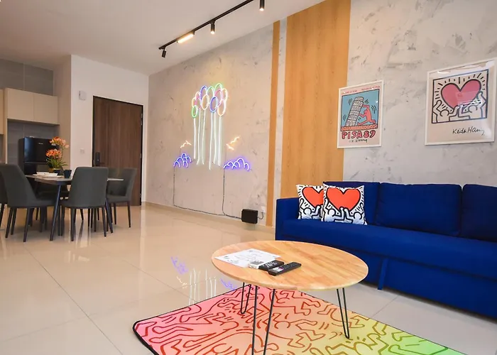 Twin Tower Residence By Nest Home【5 Mins Walk To Ciq】